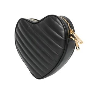 Gucci GG Heart Shoulder Bag Interlocking Leather Black